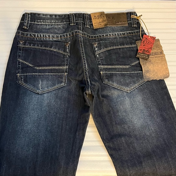 Men’s RNZ Distressed Jeans Size 30x30 NWT - Picture 3 of 8